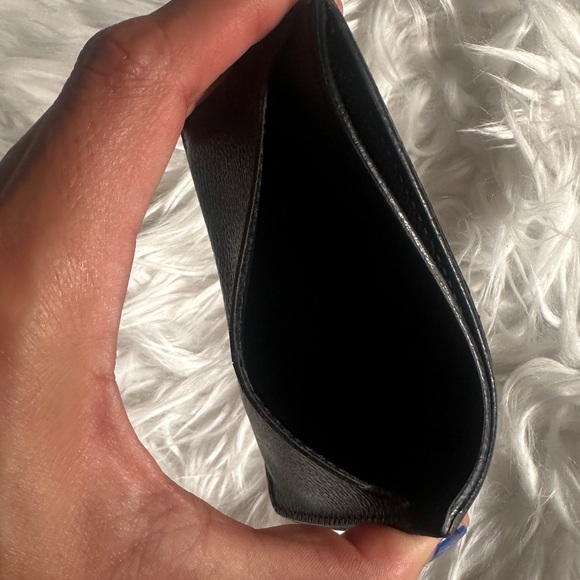 Louis Vuitton Card Holder - Picture 2 of 6